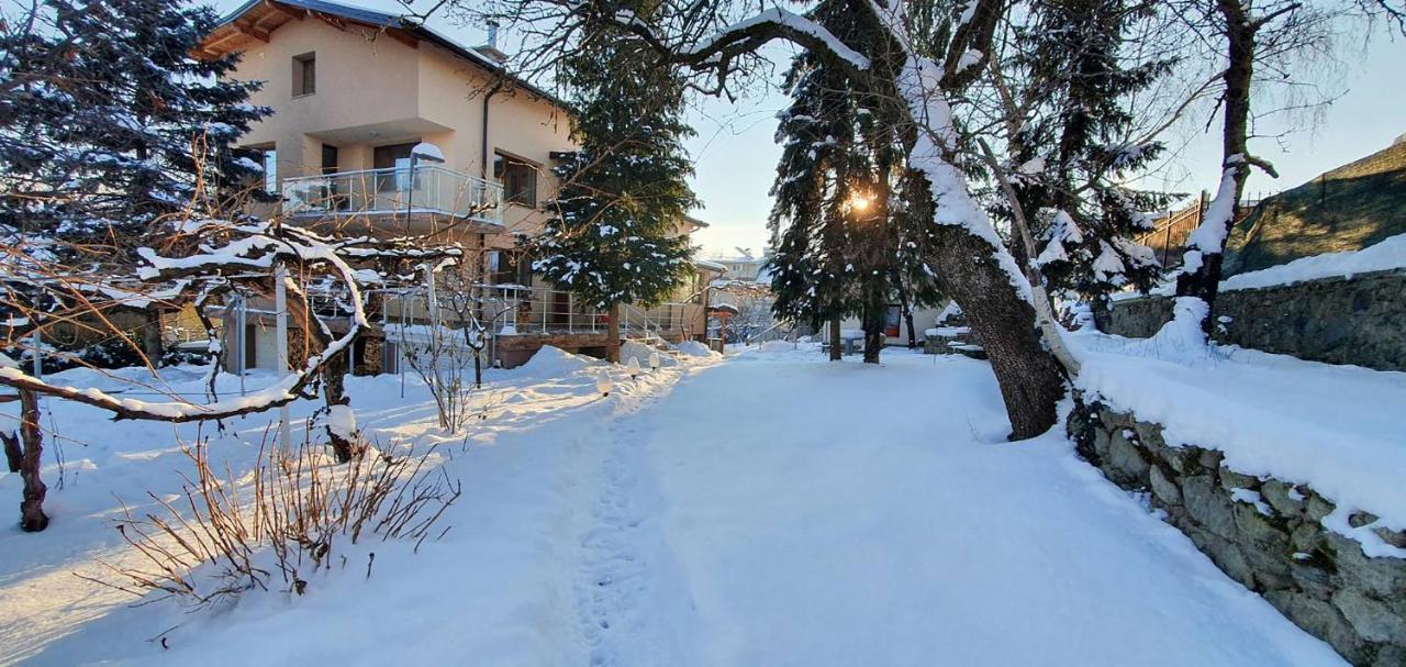 Albisto Dragalevtsi Luxury Apartments Sofia Bagian luar foto