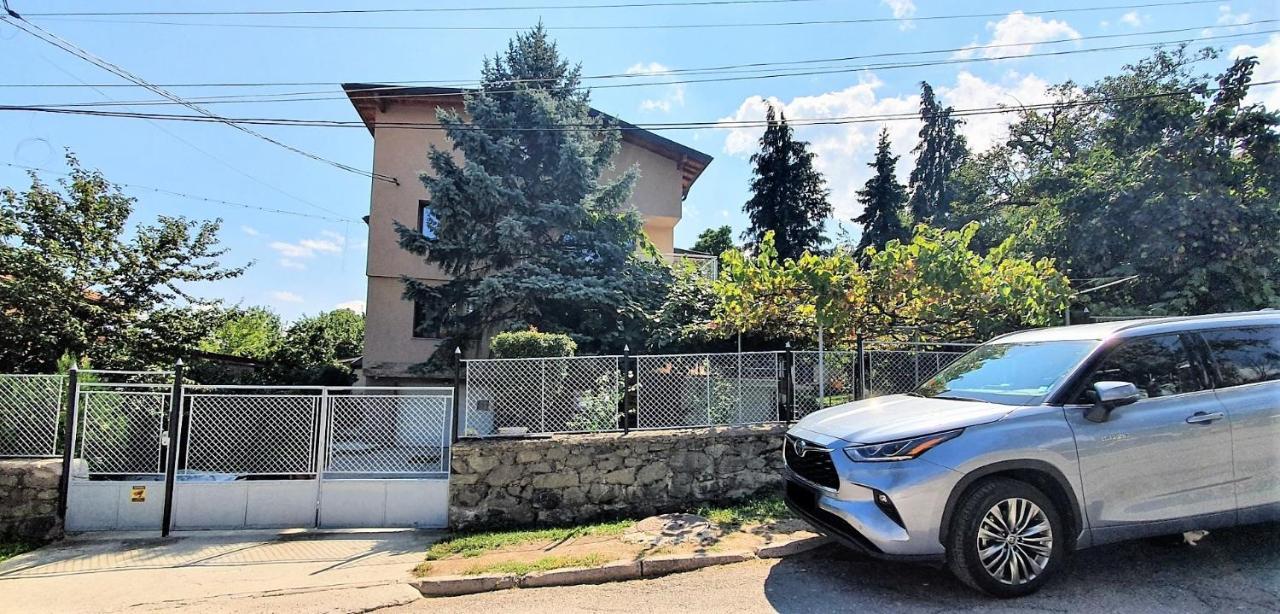 Albisto Dragalevtsi Luxury Apartments Sofia Bagian luar foto